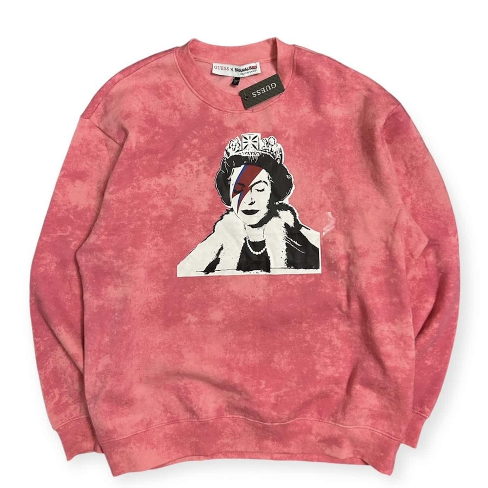 GUESS X BRANDALISED BANKSY QUEEN SLATE ROSE CREWNECK SWEATER